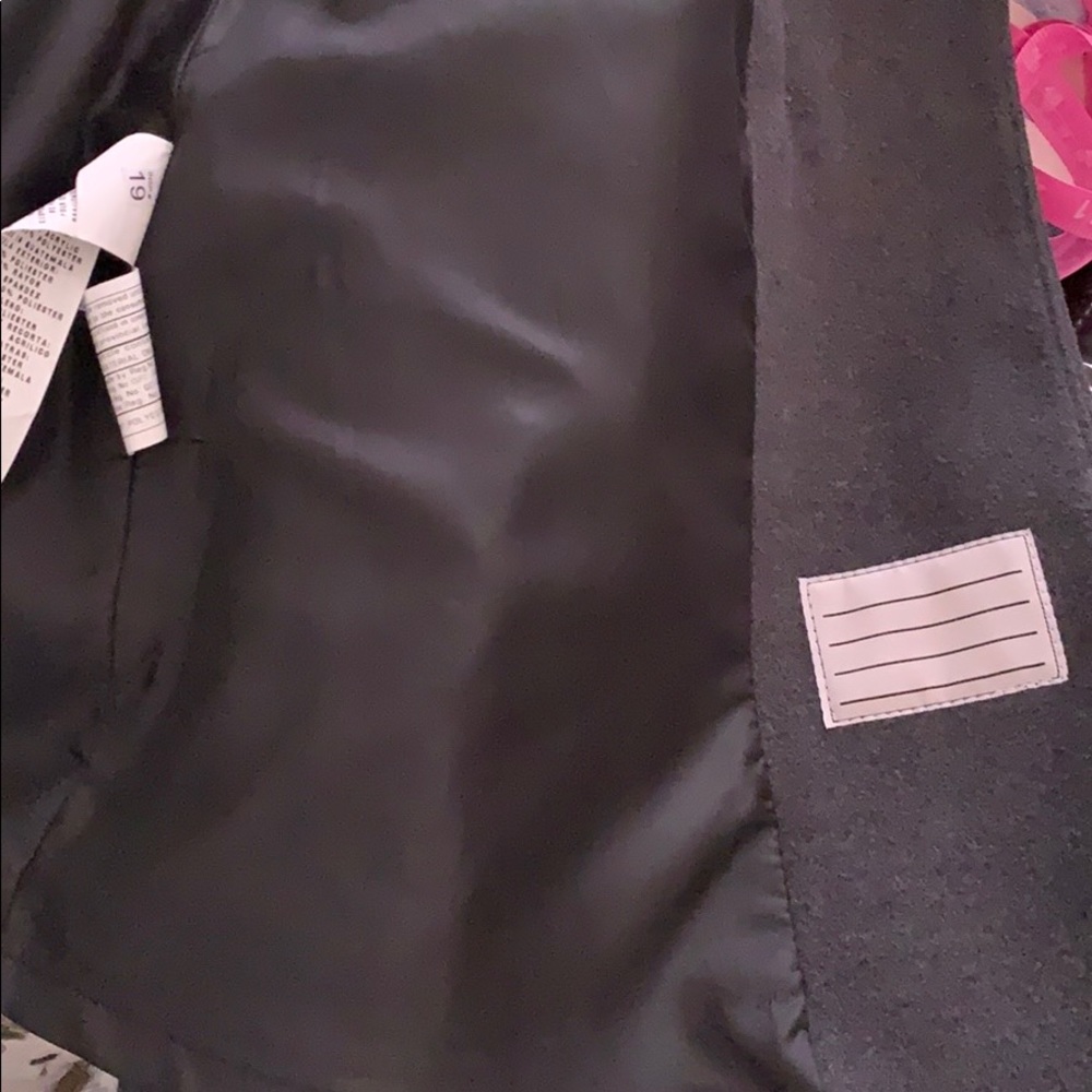Coat - Picture 3 of 6